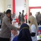 Pelaksanaan Psikososial kepada anak-anak yang terdampak Covid19 dan Disabilitas di Aula Mappaodang Mapolda Sulsel. (Foto: Dok. BIRO SDM Polda Sulsel).
