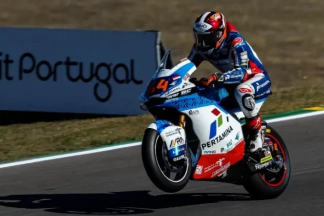 					Pebalap Pertamina Mandalika Bo Bendsneyder saat turun di balapan Moto2 Algarve di Sirkuit Portimao, Portugal, Minggu (7/11/2021). ANTARA/HO/Pertamina Mandalika