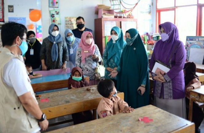					Plt Ketua Tim Penggerak PKK Sulsel Hadiri Pencanangan Kembali Bulan Imunisasi Anak Sekolah