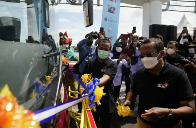 					BRT Mangkrak, Pemprov Sulsel Luncurkan Bus Trans Mamminasata, Gratis 3 Bulan