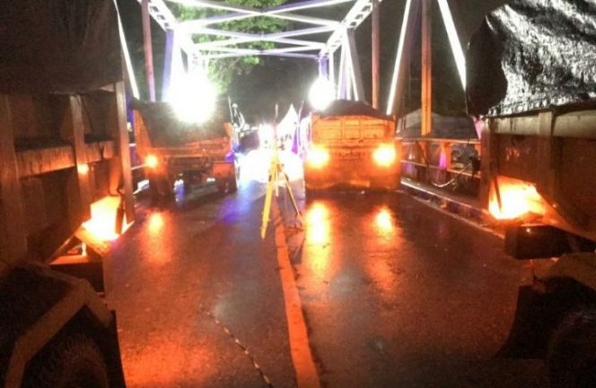 					Uji Beban Jembatan Sungai Battang, Andi Sudirman: Mari Doakan Berjalan Baik