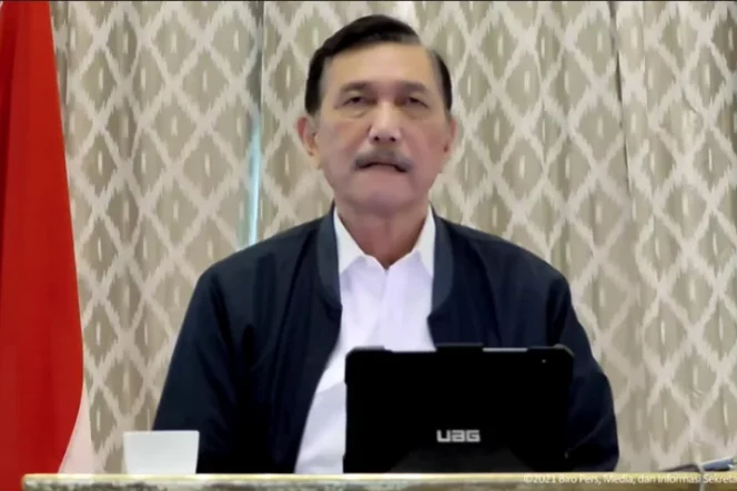 					Menko Kemaritiman dan Investasi sekaligus Koordinator PPKM Jawa-Bali Luhut Binsar Pandjaitan. (ANTARA/Youtube Sekretariat Presiden)