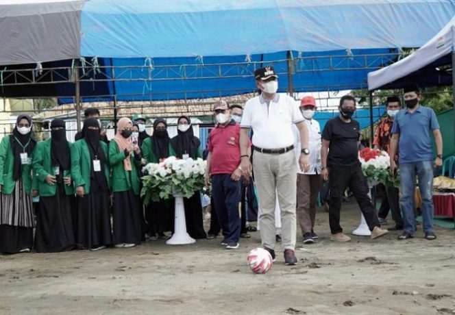 					Bupati Luwu Resmikan Pusat Kegiatan Olahraga Masyarakat di Desa Raja