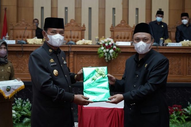 					Jawab Pandangan Umum Fraksi DPRD, Ini Penjelasan Bupati Luwu