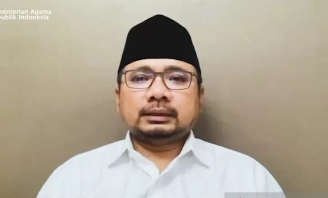 					Tangkapan layar - Menteri Agama Yaqut Cholil Qoumas saat menyampaikan selamat milad ke-109 Muhammadiyah. ANTARA/Asep Firmansyah/HO Kemenag.