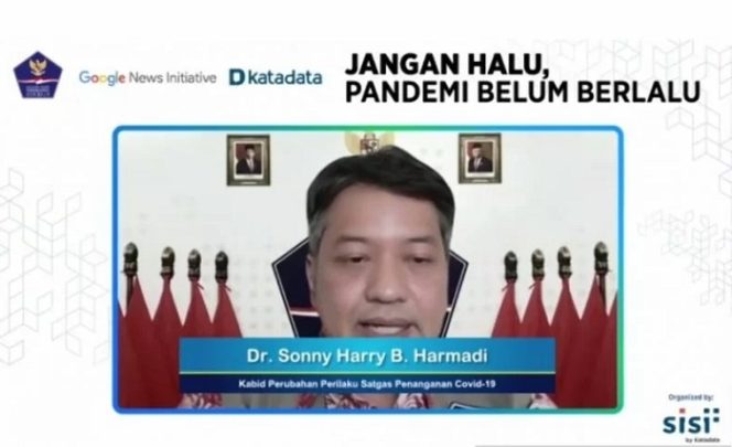 					Tangkapan layar Ketua Bidang Perubahan Perilaku Satgas Penanganan COVID-19 Sonny Harry B. Harmadi dalam diskusi daring yang digelar Katadata X Google News, Senin, (22/11/2021) (ANTARA/Suci Nurhaliza)