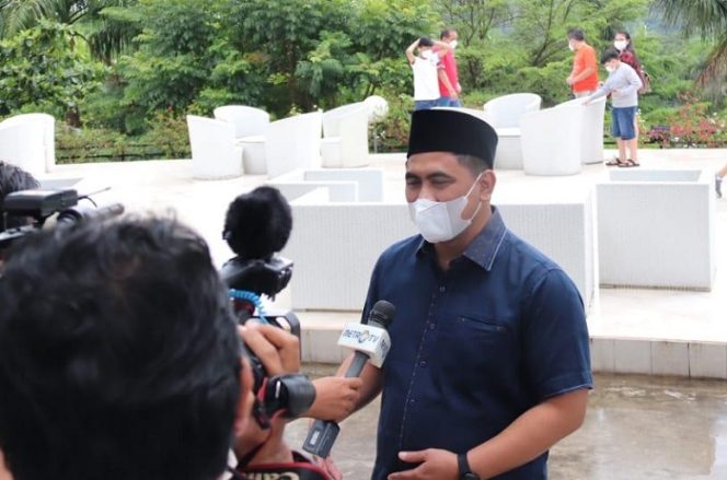 					Wakil Gubernur Jateng, Taj Yasin, saat mengunjungi DTW Eling Bening di Kecamatan Bawen, Kabupaten Semarang, Sabtu (27/11/2021).