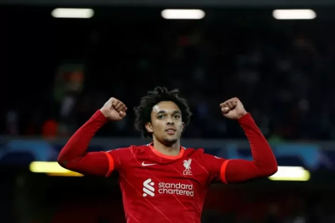 					Pemain Liverpool Trent Alexander-Arnold merayakan gol dalam laga Liga Champions antara Liverpool melawan AC MIlan di Anfiled, Liverpool, Inggris, pada 15 September 2021. (REUTERS/PHIL NOBLE)