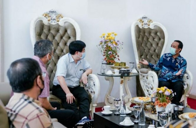 					Plt Gubernur Sulsel Didatangi Investor Taiwan, Sasar Proyek Smelter Bantaeng