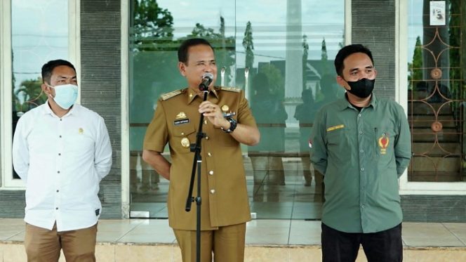 					Lepas Kontingen Takraw ke Pra Porprov di Lutim, Ini Pesan Bupati Luwu