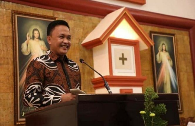 					Pantau Pelaksanaan Natal, Ilham Azikin Pastikan Ibadah Berjalan Lancar
