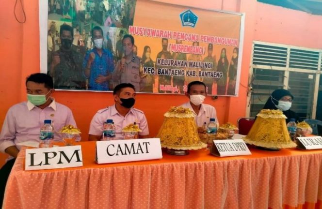 					Warga Malilingi Bantaeng Antusias Usulan Program Pelatihan Alami