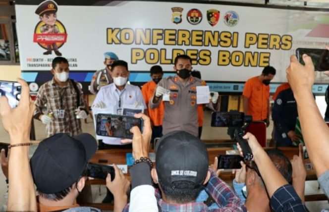 					Perang Terhadap Narkoba, Polres Bone Kembali Menangkap Empat Bandar