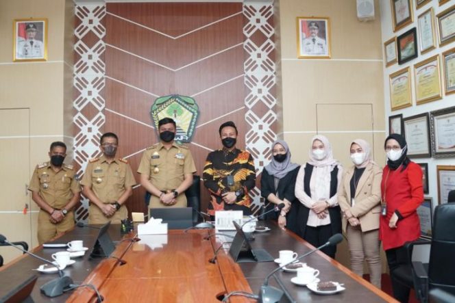 					Dijabat Pimpinan Baru, Bupati Gowa Harap BRI Sungguminasa Berkontribusi Bantu Program Pemerintah