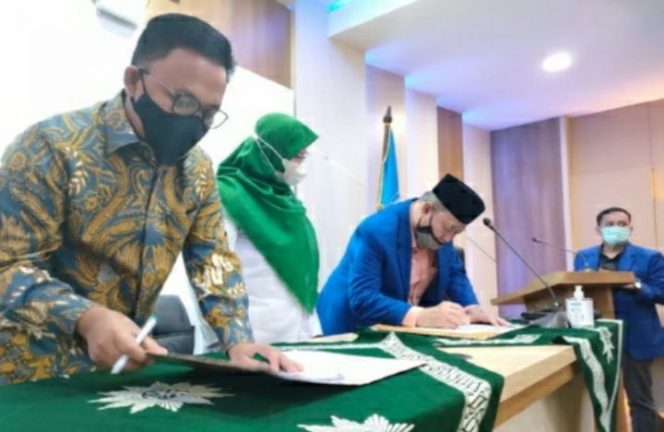 					Tingkatkan Derajat Kesehatan, Pemkab Bantaeng Teken Kerja Sama dengan FKIK Unismuh