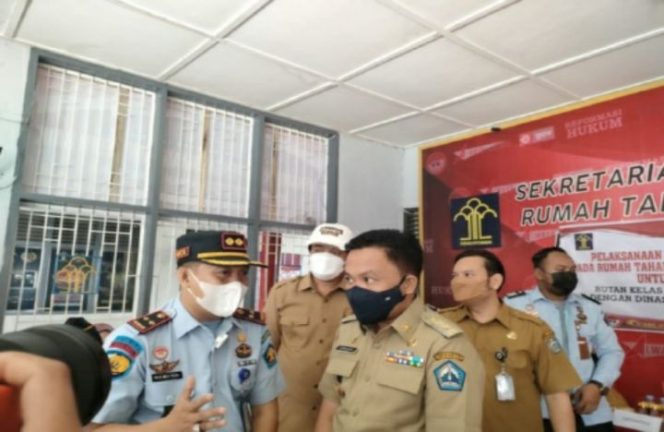 					Ilham Azikin Apresiasi Vaksin Booster di Lapas Bantaeng