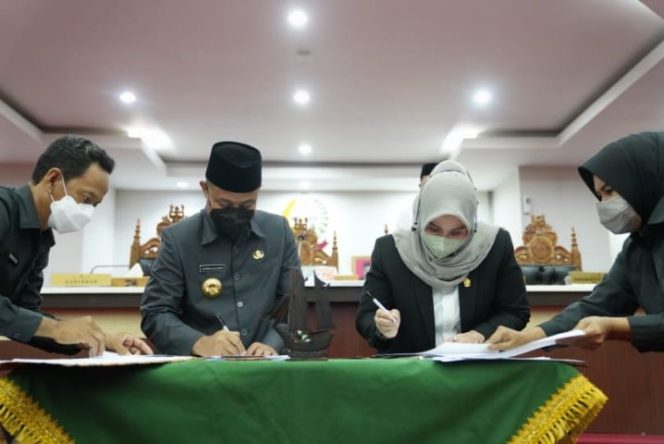 					LKPJ Gubernur Sulsel 2021, Dewan Minta Seluruh Rekomendasi Dilaksanakan