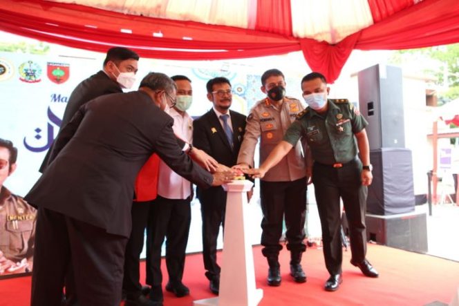 					Menteri Pertanian buka Pasar Tani dan Gelar Pangan di Balai Karantina Pertanian Makassar (BERITA.NEWS)