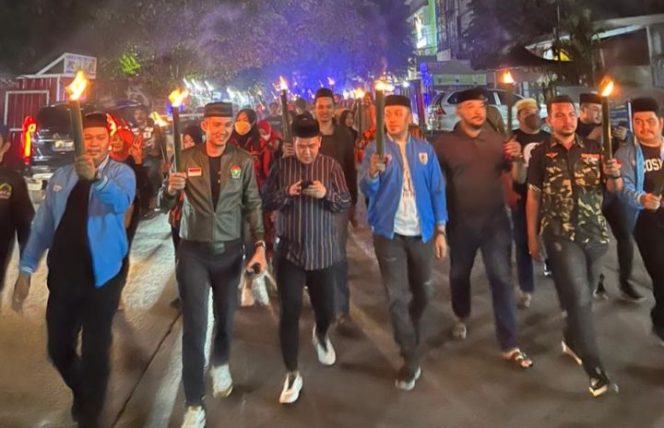 					Pawai Obor KNPI dan GMPI Makassar Bukti Kolaborasi Positif Anak Muda