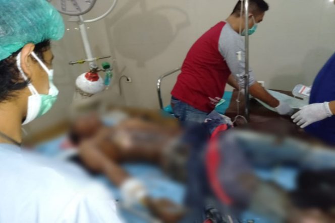 					Korban Buruh Bangunan yang Tersengat Listrik saat bekerja di kantor BMKG Gowa kini menjalani perawatan di ruang medis RSUD Syech Yusuf Gowa. (Foto: Dok. Polsek Somba Opu).