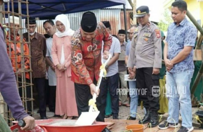 					Bupati Luwu Peletakan Batu Pertama Pembangunan Masjid Besar Babussa’adah
