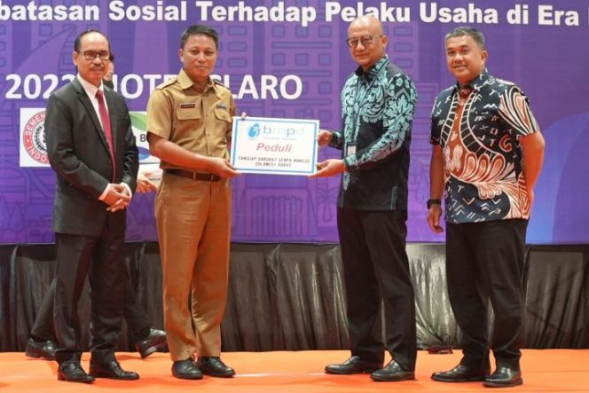 					Gempa Mamuju, Gubernur Sulsel Bersama CSR Perusahaan Kirim Bantuan Rp1 Miliar