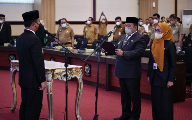 					Gubernur Sulsel Lantik Kadis PMD, Kinerja M Saleh Teruji Selama Jabat Plt