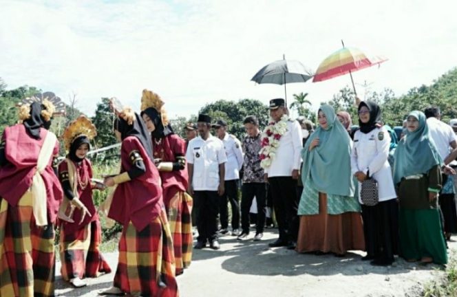 					Bupati Luwu Beri Apresiasi Inovasi Kades Bonelemo akan Wisata Pendidikan