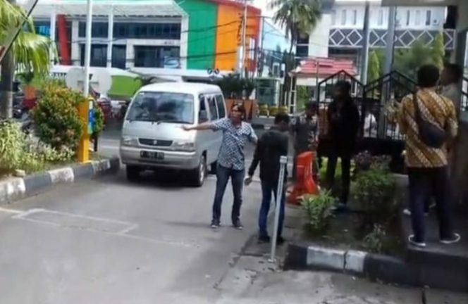 					Inovasi Terbaru Gedung DPRD Makassar; Terapkan Security Sistem
