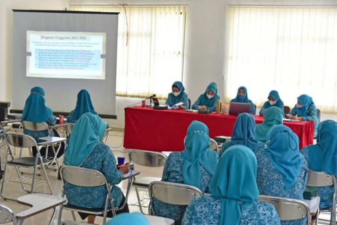 					PKK Sulsel Rapat Penyamaan Persepsi Tugas dan Fungsi 