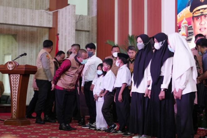 					Gubernur Andalan: 14.700 Anak Tidak Sekolah, Kini Rasakan Pendidikan
