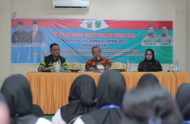 					Bupati Luwu Beri Arahan Peserta Latsar CPNS Formasi Tahun 2021