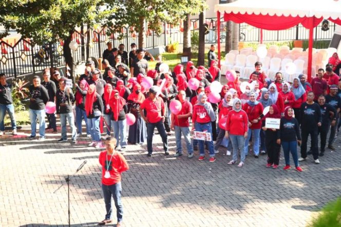 					Sekretariat DPRD Makassar Gelar Semarak Perlombaan, Meriahkan HUT ke-77 Kemerdekaan Republik Indonesia