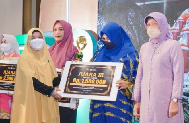 					Ajang HKG PKK ke-50 Sulsel, TP-PKK Luwu Boyong Tiga Juara