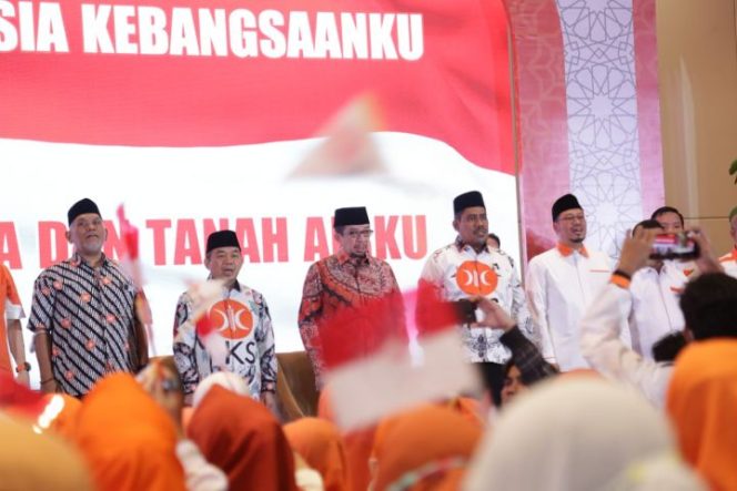 					Ketua Majelis Syura PKS Dr. Salim Segaf Al-Jufri silaturahmi kader dan simpatisan di Sulawesi Selatan (Ist)