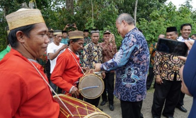 					Bupati Apresiasi Mappadendang Tokoh Adat Luwu, Libatkan Pemerintah 