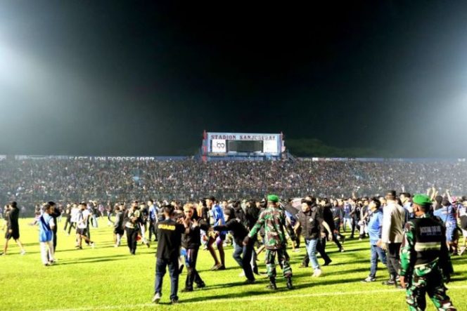 					Liga 1 Diliburkan Sepekan Buntut Kerusuahan di Kanjuruhan