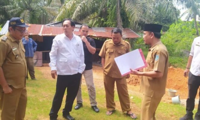 					DPRD Kota Bengkulu Sidak Di Beberapa Titik Jalan Yang Belum Tersentuh Pembangunan