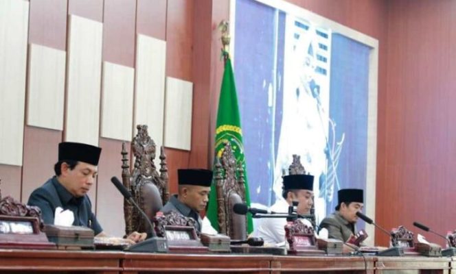 					DPRD Kota Bengkulu Gelar Paripurna Bahas Pandangan Umum Fraksi-fraksi Terhadap Raperda APBD Walikota Tahun 2023