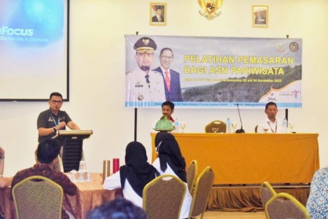 					ASN Pariwisata se-Sulsel Dituntut Kreatif