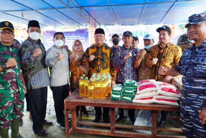 					Masyarakat 6 Desa Nyatakan Sikap Dukung Pembangunan Pulau Enggano Hingga Tuntas