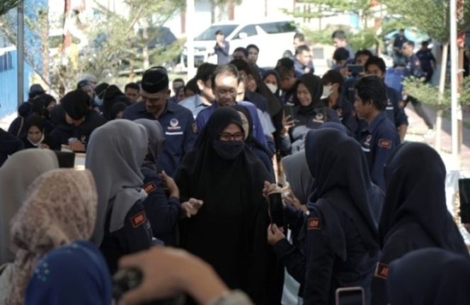 					Hayarna Hakim Disiapkan Dampingi RMS di Senayan