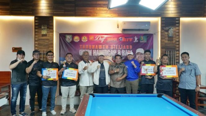 					Tutup Open 9 Ball Handicap Tournament 2022, Gubernur Rohidin Berharap Lahir Bibit Atlet Berprestasi