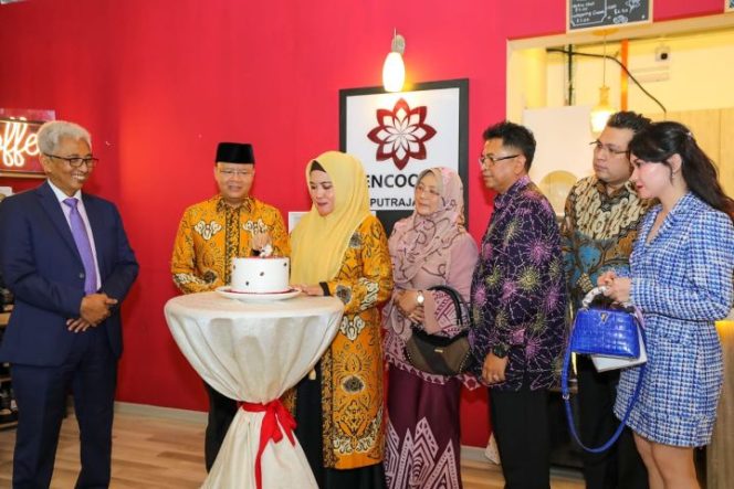 					Kopi Bengkulu Diminati di Malaysia, 4 Outlet Bencoolen Coffee Terbangun