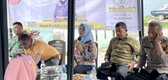 					Nurul Hidayat Dengar Curhat Warga Daeng Tata Soal Pelatihan Hingga Pembenahan Jalan