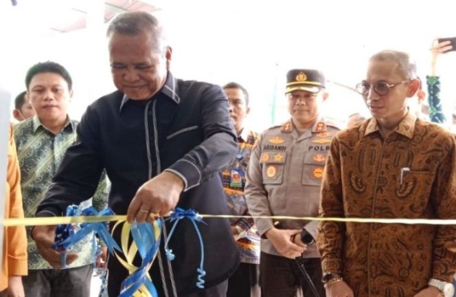 					Basmin Resmikan Generator Oksigen Senilai Rp4 M di RSUD Batara Guru 