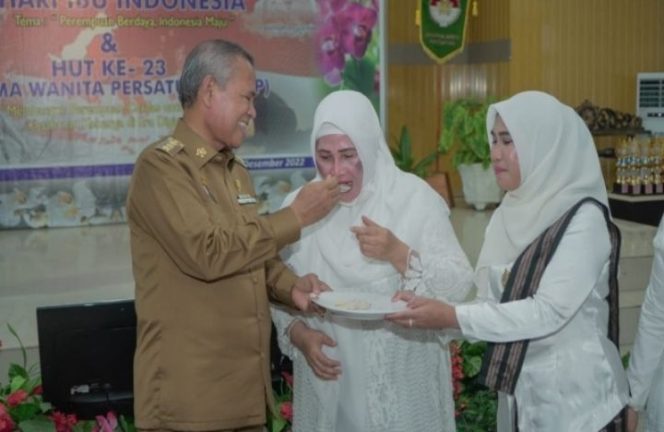 					Hadiri Hari Ibu Ke-94 dan HUT ke-23 DWP, Bupati Luwu Sampaikan Pesan ini