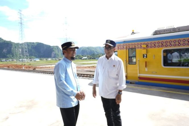 					Menhub RI Budi Karya Sumadi dan Gubernur Andi Sudirman Sulaiman (Andalan)