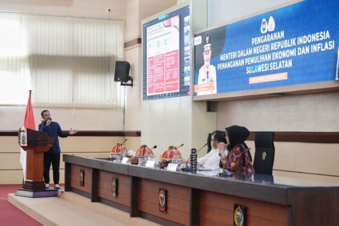 					Gubernur Andalan Paparkan Program Penanganan Inflasi ke Mendagri