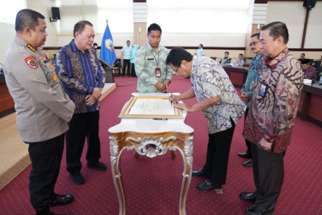 					Pj Sekprov Sulsel Tegaskan Penerapan Nilai Anti Korupsi